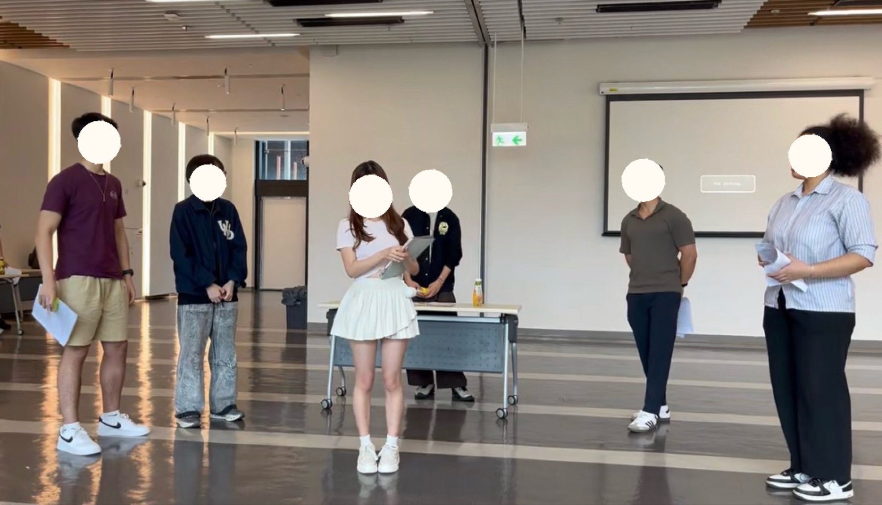 《普通话·一语同声》集诵节目排演现场